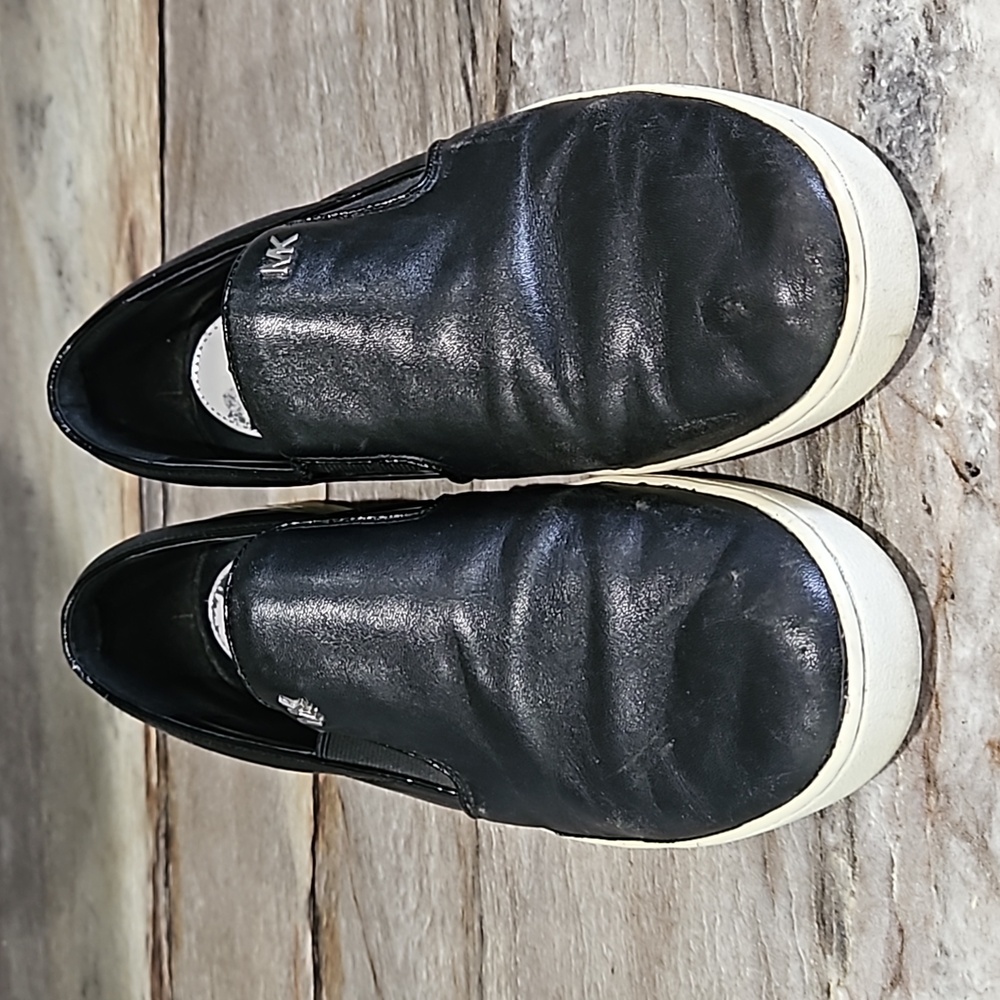 Michael Kors shoes size 7 color black